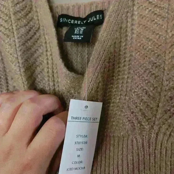 NWT sincerely jules top size M Beige - Picture 2 of 4